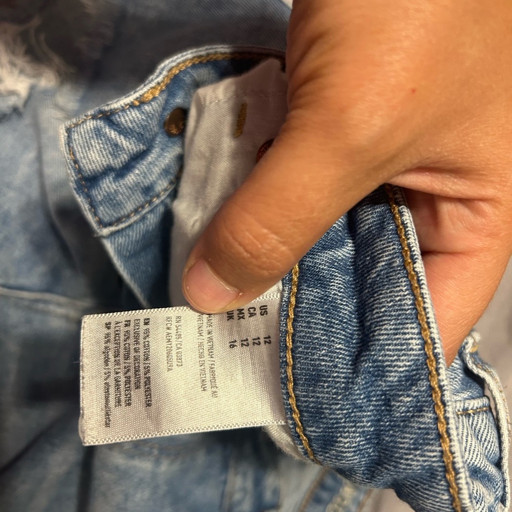 American Eagle Blue Distressed Jean Shorts - Picture 5 of 5
